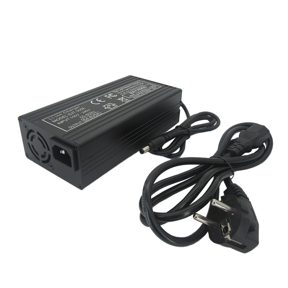 Chargeur rapide Li-ion 54,6 V  - 84V 20A Smart Charger avis et prix